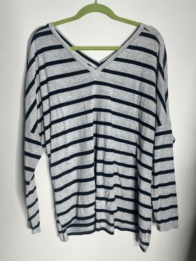 Express Striped V-Neck Top - Grey & Black